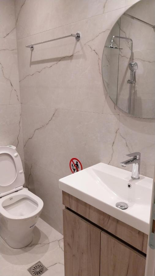Uni Island - City Heart Suites Heraklion  Bagian luar foto